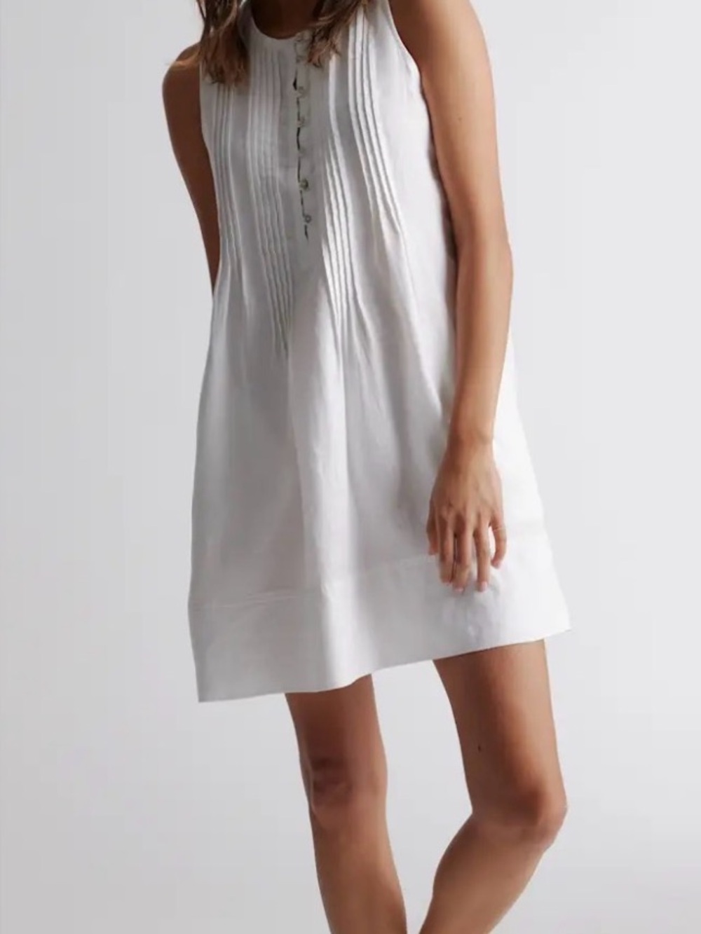 Quince 100% European Linen sleeveless swing dress
